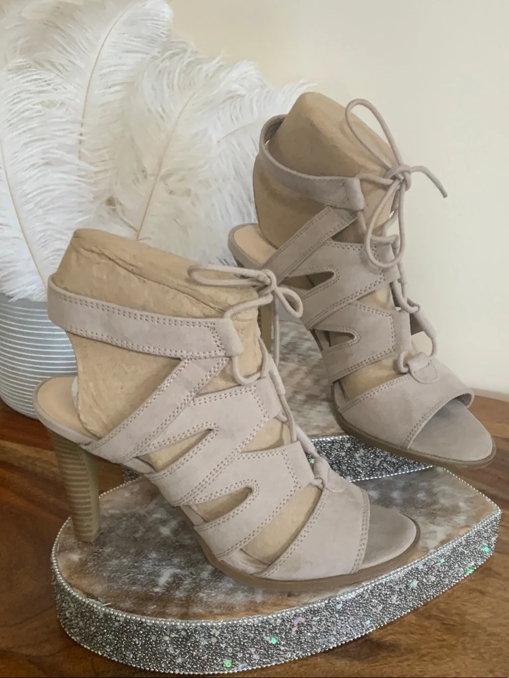 Simply Vera Vera Wang Taupe Lace-Up Strappy High Heel Sandals